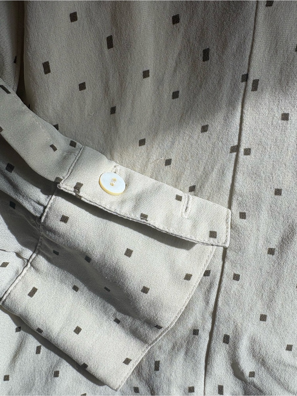 Silk Sheer Cream Shirt with Brown Geometric Print Size 14 - Picture 8 of 8